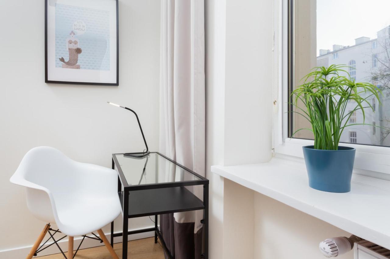 Family City Center Apartment By Renters Prestige Варшава Екстериор снимка